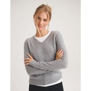 Soft by Naadam Basic Cashmere V Neck Sweater XL Grey Relaxed Minimal Office